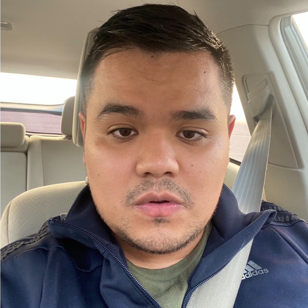 Meet your Posher, Bayron